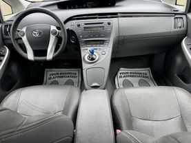 2010 TOYOTA PRIUS HATCHBACK 4-CYL, HYBRID, 1.8 LITER III HATCHBACK 4D