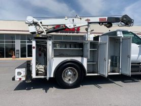 2004 FORD F-650 SUPER DUTY NON CDL MECHANIC CRANE TRUCK 7,500 LBS IMT CRANE MECHANIC CRANE TRUCK 7.2L L6 DIESEL F650 REGULAR CAB - Eddies Auto Sales