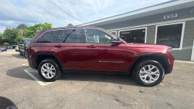 2022 Jeep Grand Cherokee - Image 4