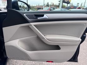 2017 VOLKSWAGEN GOLF SPORTWAGEN