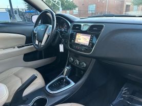 2012 CHRYSLER 200