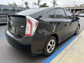 2015 TOYOTA PRIUS TWO HATCHBACK 4D