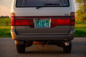 1995 TOYOTA HIACE VAN 1KZ-TE SUPER CUSTOM LIMITED