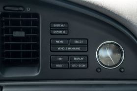 2002 LINCOLN CONTINENTAL SEDAN V8, 4.6 LITER SEDAN 4D