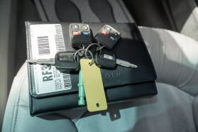 2002 LINCOLN CONTINENTAL SEDAN V8, 4.6 LITER SEDAN 4D