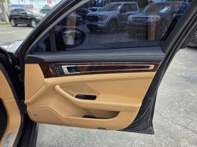 2018 PORSCHE PANAMERA