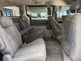 2010 CHRYSLER TOWN & COUNTRY