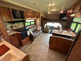 Used 2016 JAYCO REDHAWK CLASS C - 31XL - LA Auto Star located in Virginia Beach, VA