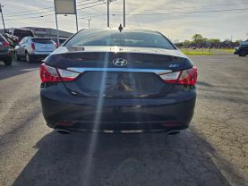 2011 HYUNDAI SONATA