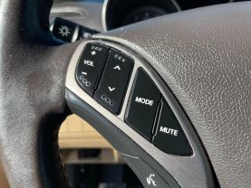 2013 Hyundai Elantra - Image 21