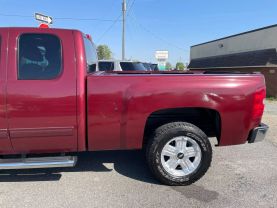 2013 Chevrolet Silverado 1500 Extended Cab - Image 3