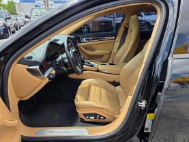 2018 PORSCHE PANAMERA