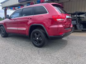 2011 JEEP GRAND CHEROKEE SUV V6, FLEX FUEL, 3.6 LITER LAREDO SPORT UTILITY 4D