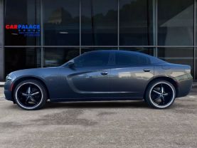 2019 Dodge Charger Sxt Sedan 4d - Image 2