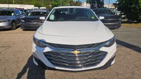 2020 Chevrolet Malibu - Image 2