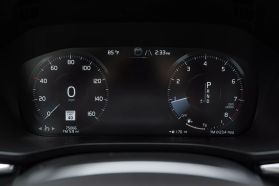 2019 VOLVO XC60 SUV 4-CYL, DRIVE-E, TURBO, 2.0 LITER T5 R-DESIGN SPORT UTILITY 4D