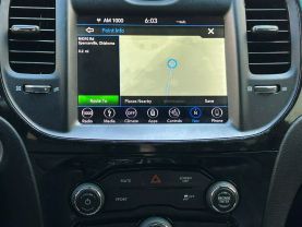 2018 CHRYSLER 300 SEDAN - AUTOMATIC - Dart Auto Group