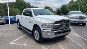 2015 Ram 2500 Crew Cab - Image 3
