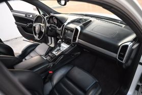 2012 PORSCHE CAYENNE SUV M4851 TURBO