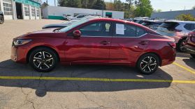 2024 Nissan Sentra - Image 4