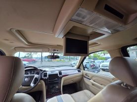 2011 CADILLAC ESCALADE SUV V8, HYBRID, 6.0 LITER HYBRID SPORT UTILITY 4D
