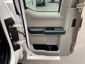 2017 FORD F250 SUPER DUTY SUPER CAB 8FT KNAPHEIDE SERVICE BED TRUCK SERVICE/UTILITY TRUCKS V8, FLEX FUEL, 6.2 LITER XL PICKUP 4D 6 3/4 FT - Eddies Auto Sales