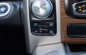 2016 RAM 1500 CREW CAB PICKUP V8, HEMI, 5.7 LITER LARAMIE PICKUP 4D 5 1/2 FT
