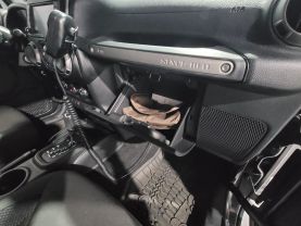 2017 Jeep Wrangler Unlimited - - Image 33