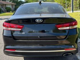 2017 Kia Optima - Image 6