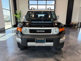 2011 TOYOTA FJ CRUISER SUV V6, 4.0 LITER SPORT UTILITY 2D