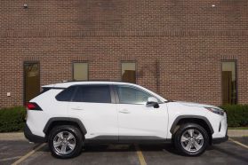 2023 TOYOTA RAV4 HYBRID SUV 4-CYL, HYBRID, 2.5 LITER XLE SPORT UTILITY 4D