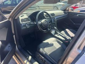 2016 Volkswagen Passat - Image 10