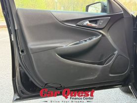2020 Chevrolet Malibu - Image 10