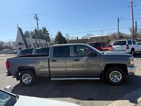 2017 Chevrolet Silverado 1500 Crew Cab - Image 5