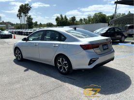 2021 Kia Forte - Image 9