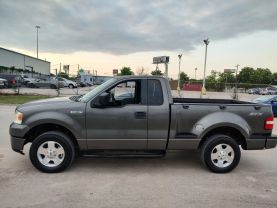 2006 FORD F150 REGULAR CAB PICKUP V6, 4.2 LITER STX PICKUP 2D 6 1/2 FT