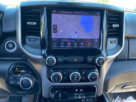 2019 RAM 1500 CREW CAB PICKUP V8, HEMI, 5.7 LITER BIG HORN PICKUP 4D 5 1/2 FT