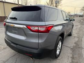 2020 CHEVROLET TRAVERSE SUV V6, 3.6 LITER LS SPORT UTILITY 4D