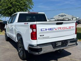 2022 Chevrolet Silverado 1500 Crew Cab Lt Pickup 4d 5 3/4 Ft - Image 5