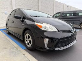 2015 TOYOTA PRIUS TWO HATCHBACK 4D