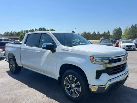 2022 Chevrolet Silverado 1500 Crew Cab Lt Pickup 4d 5 3/4 Ft - Image 10