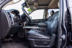 2016 RAM 1500 CREW CAB PICKUP V8, HEMI, 5.7 LITER LARAMIE PICKUP 4D 5 1/2 FT