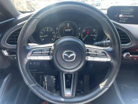 2022 MAZDA MAZDA3 HATCHBACK 4-CYL, SKYACTIV-G, 2.5 LITER CARBON EDITION HATCHBACK 4D - Gesner Auto Inc in Taunton, MA, 41.88613, -71.14527
