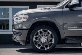 2019 RAM 1500 CREW CAB PICKUP V8, HEMI, 5.7 LITER LIMITED PICKUP 4D 5 1/2 FT