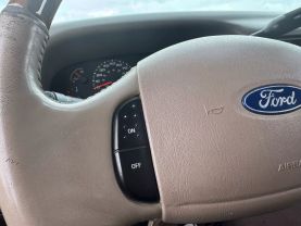 2003 FORD F250 SUPER DUTY CREW CAB PICKUP V8, TURBO DIESEL, 6.0L LARIAT PICKUP 4D 6 3/4 FT