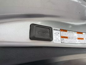 2017 TOYOTA RAV4 SUV 4-CYL, 2.5 LITER XLE SPORT UTILITY 4D