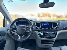 2017 CHRYSLER PACIFICA VAN V6, 3.6 LITER TOURING-L PLUS MINIVAN 4D