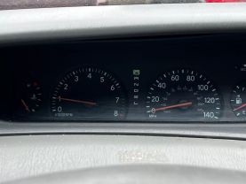2003 Toyota Avalon - Image 18