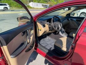 2013 Hyundai Elantra - Image 14