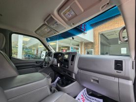 2017 Nissan Nv3500 Hd Cargosl Van 3d - Image 11